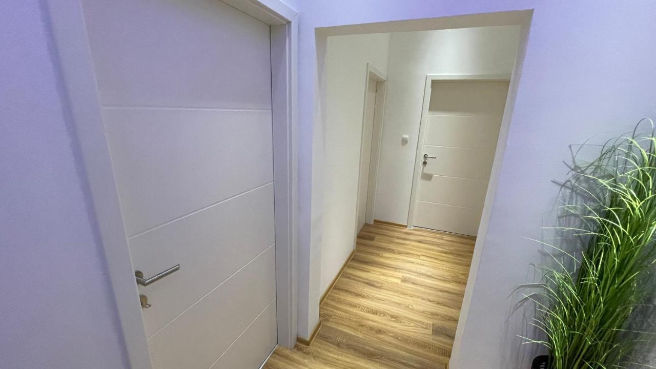 D&D Schonbrunner Deluxe Apartment Vienna Exterior photo