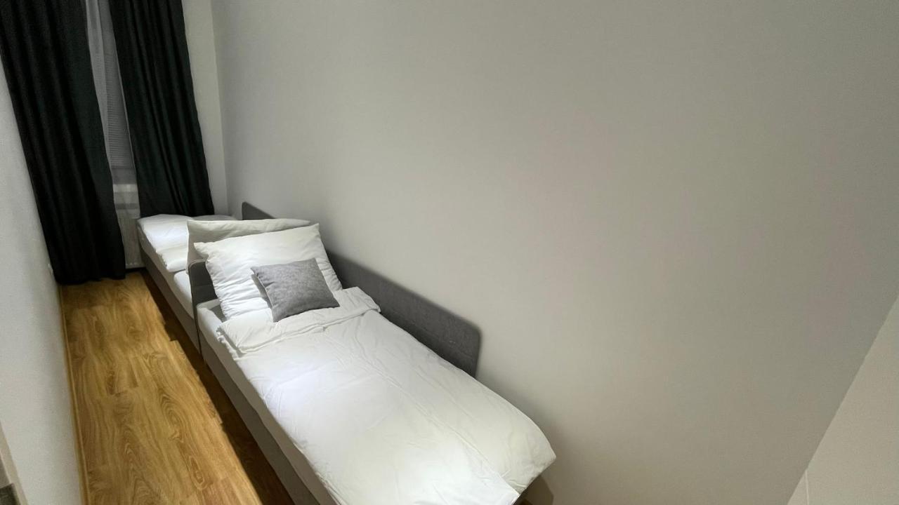 D&D Schonbrunner Deluxe Apartment Vienna Exterior photo